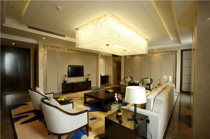 �����׷�����